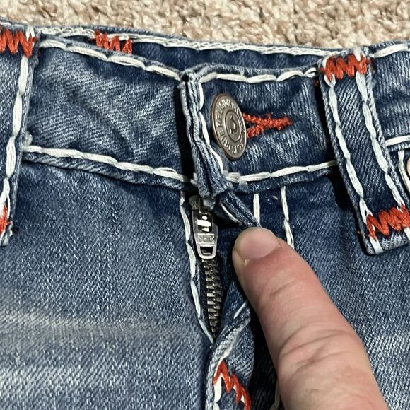 True Religion Bobby Super T Denim Shorts Cut Off Raw Hem Women’s Size 12 - NWT - Picture 2 of 12